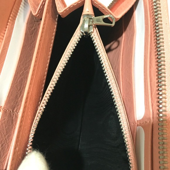 BALENCIAGA Beige Wallet - Picture 6 of 10